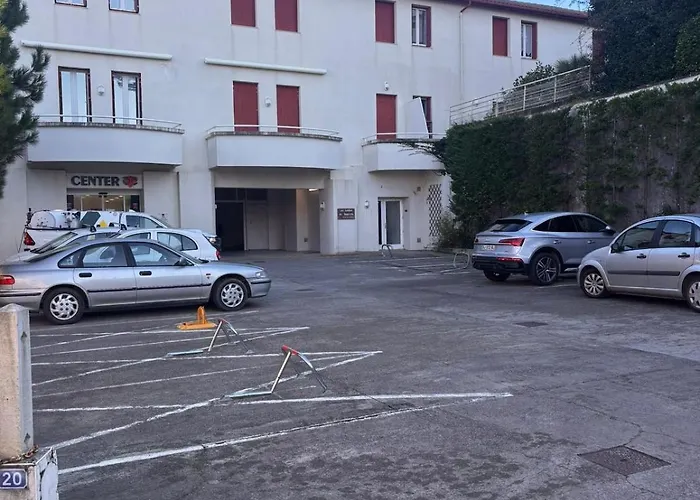 Surf Sea And Sun ビアリッツ