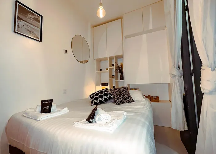 Surf Sea And Sun ビアリッツ